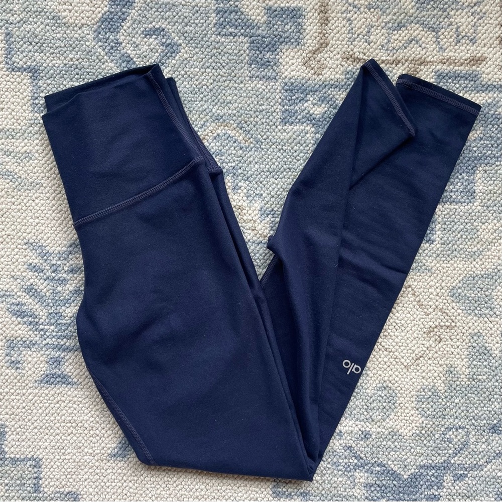 Alo Yoga High Waist Airbrush Legging, navy size S